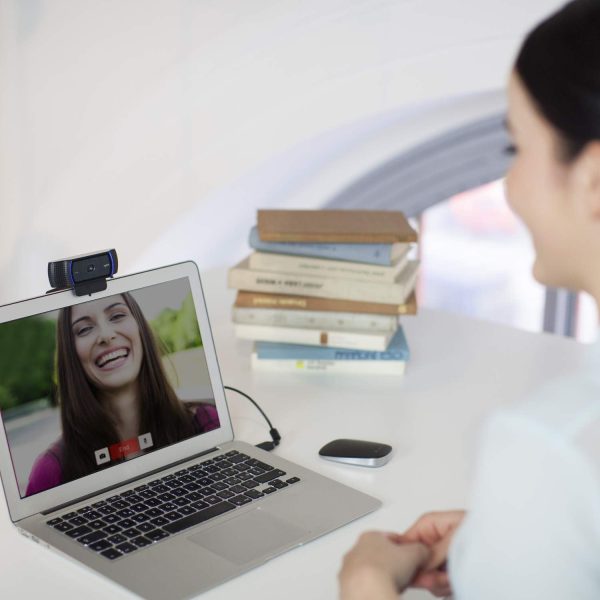 Logitech C920x HD Pro Webcam, Full HD 1080p/30fps Video Calling, Clear Stereo Audio, HD Light Correction, Works with Skype, Zoom, FaceTime, Hangouts, PC/Mac/Laptop/Macbook/Tablet - Black - Image 7